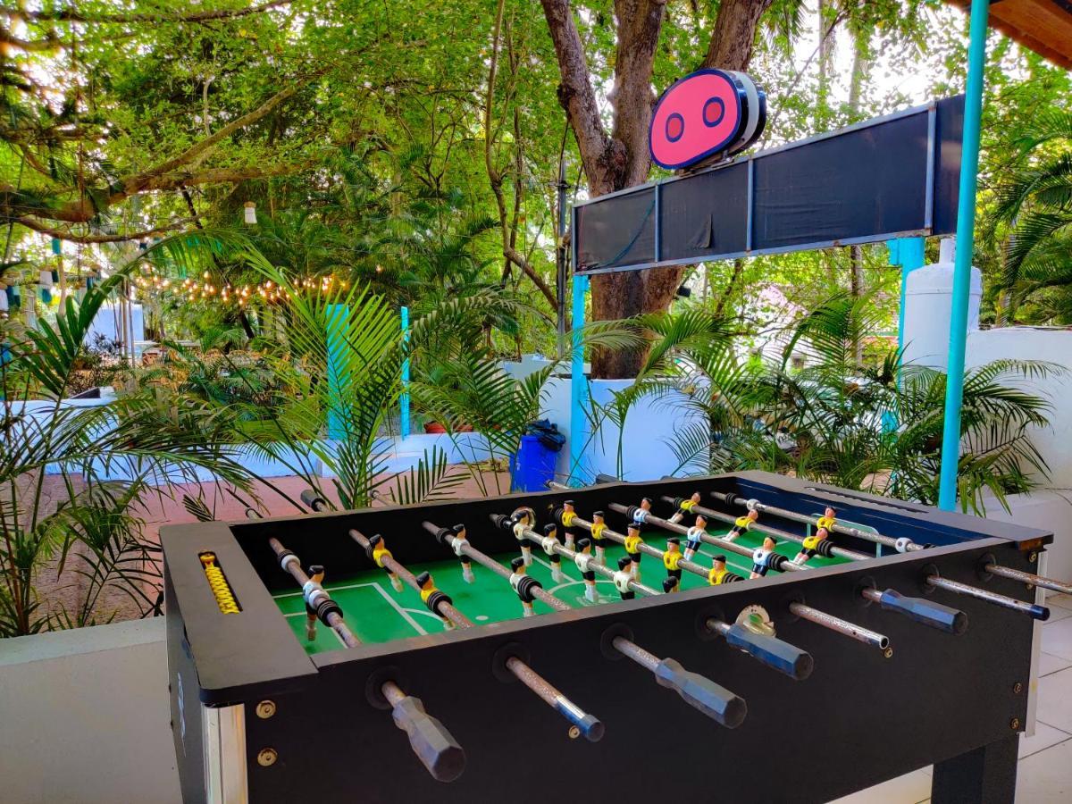 Piggy Calangute By Urban Nomads - Dorms & Pvt Rooms GOA Extérieur photo
