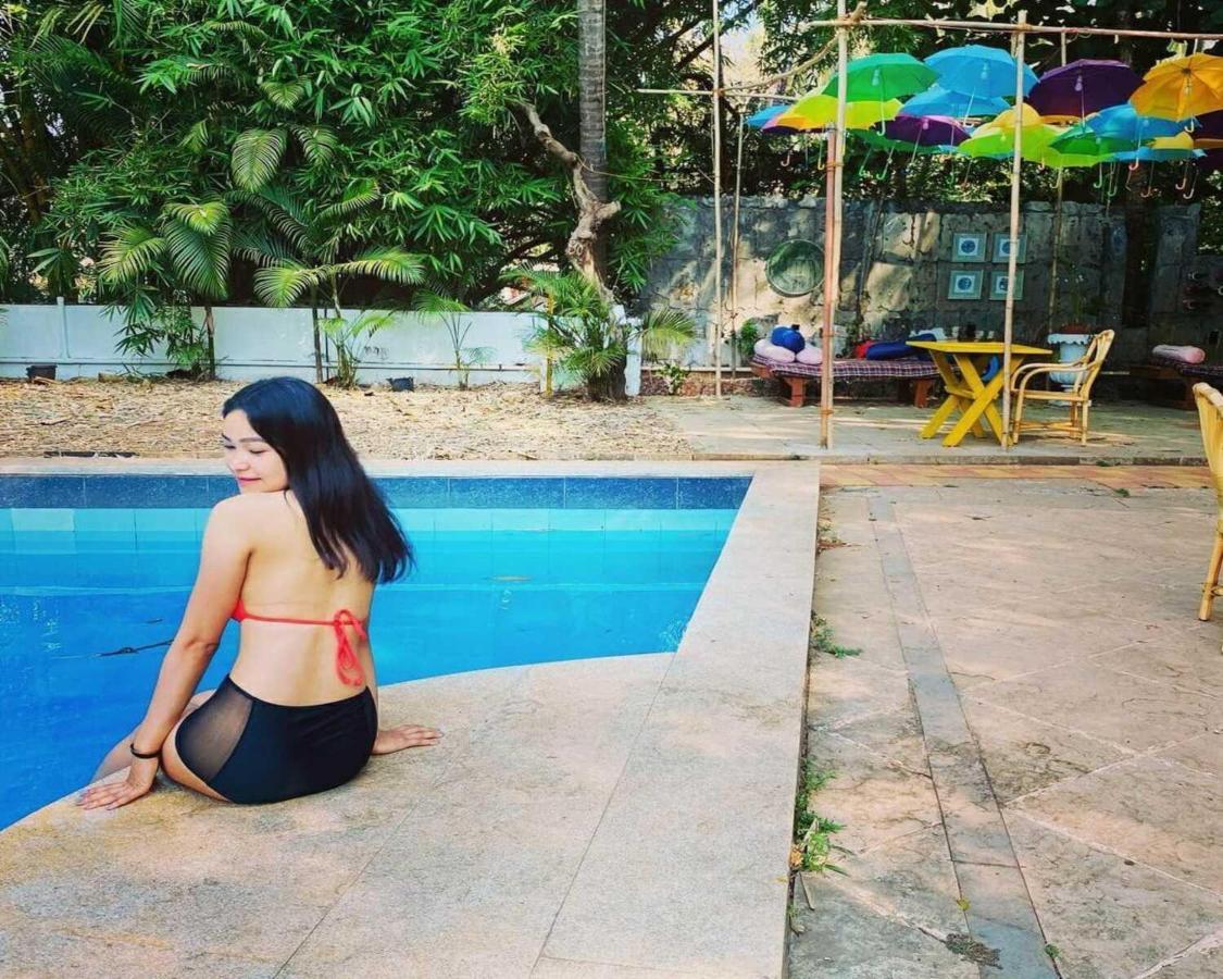 Piggy Calangute By Urban Nomads - Dorms & Pvt Rooms GOA Extérieur photo