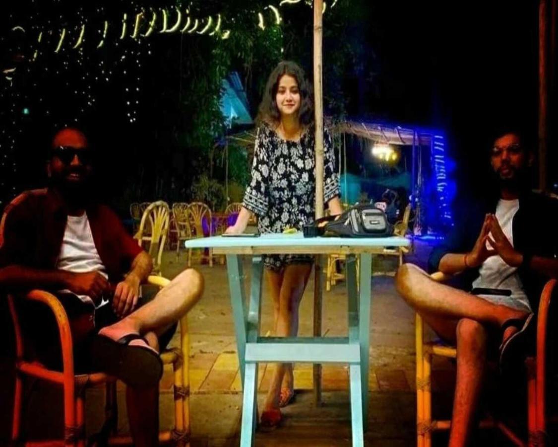 Piggy Calangute By Urban Nomads - Dorms & Pvt Rooms GOA Extérieur photo